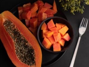 sliced papaya