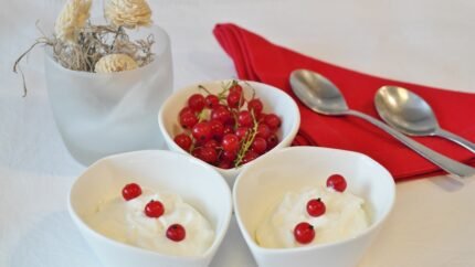 Curd (Yogurt) Nutrition, Benefits, Side Effects, Uses