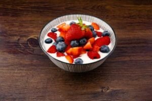 foods to eat when sick - yogurt